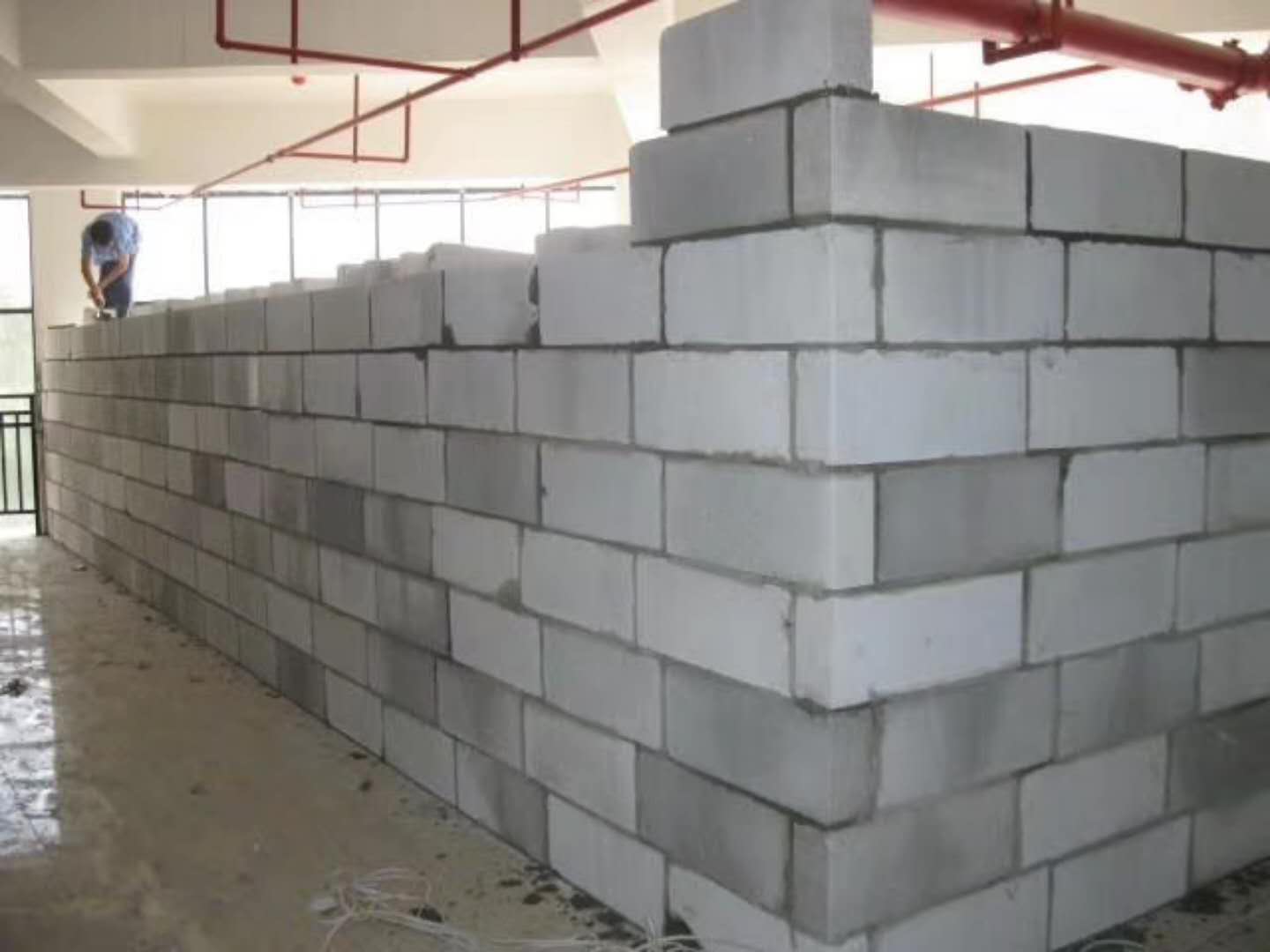 晋城蒸压加气混凝土砌块承重墙静力和抗震性能的研究